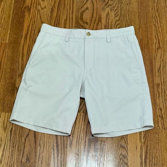 Vineyard Vines Other - Vineyard Vines LINKS Beige Performance Shorts. Size 30.